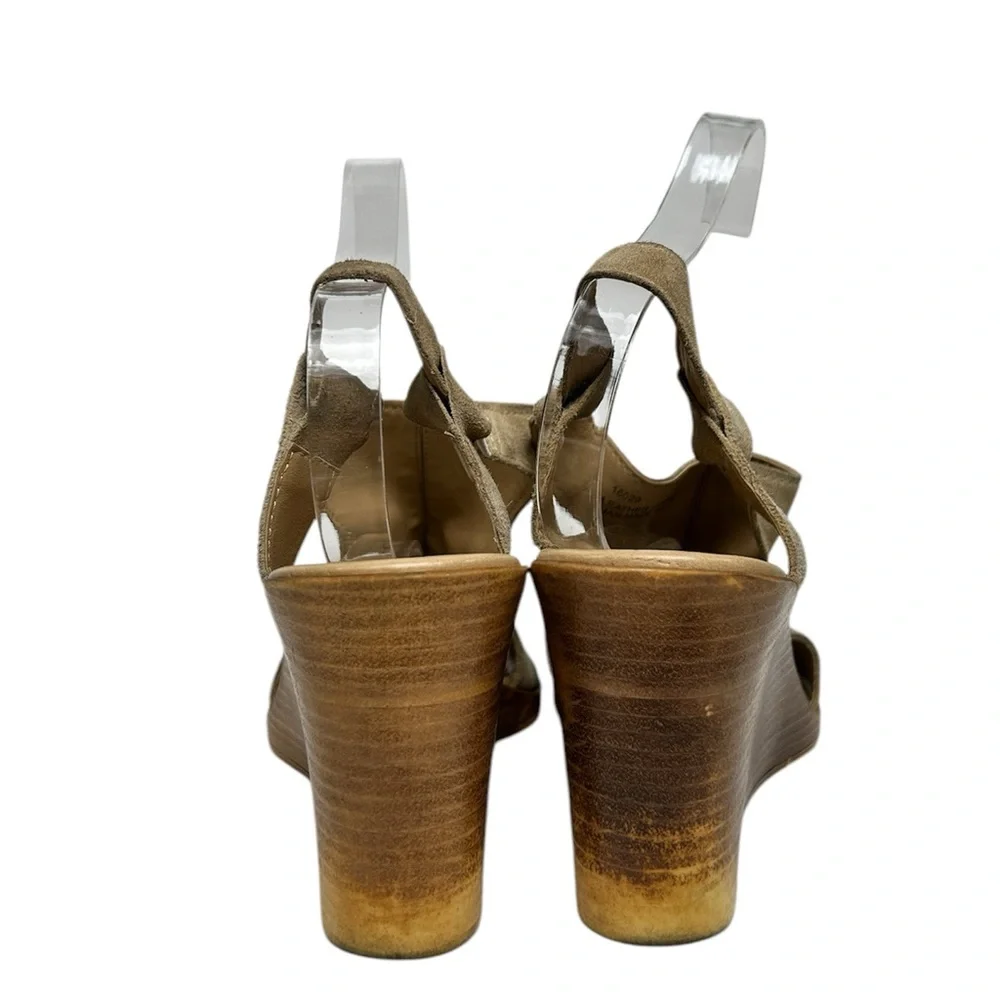 Barbara Barbiere Wedge Brown Tan Suede with Strap Sandals Size 8